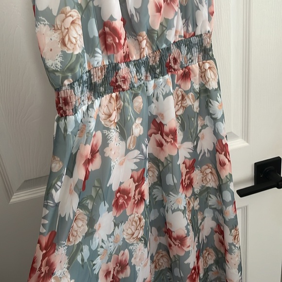 Midi Halter Floral Dress - Sizes 0XL & 1X - NWOT - Picture 2 of 7